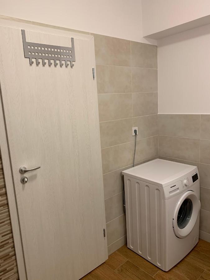 Welcoming Gemini Apartment 1 Сибиу Экстерьер фото